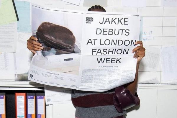 Jakke Fashion Week broadsheet